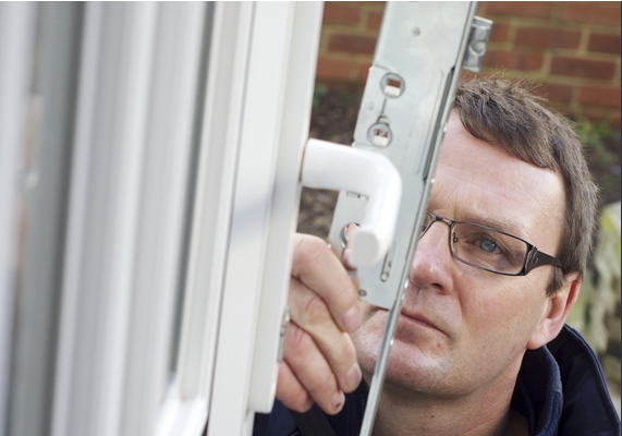 Professional, local locksmith in Cantley
